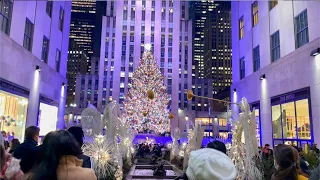 Rockefeller Center Christmas Tree 🎄 Midtown Manhattan Holiday Walk 2021 [4K HDR]