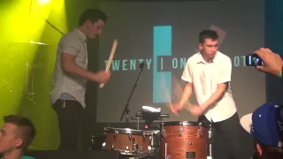 Guns for Hands LIVE - Twenty One Pilots