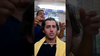 Luke Damant gets $2 head massage in Delhi, India 🇮🇳 #shorts