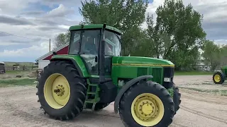 John Deere 7600 Tractor