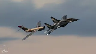 Mig-17f & Mig-29 Fulcrum Twilight Show    EAA AirVenture Oshkosh 2023