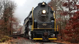 Reading & Northern 2102: Highballing Through the Autumn Splendor (4K)