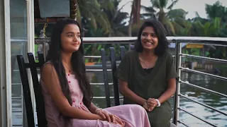 Sreya Jayadeep and Meenakshi Anoop | 😅😅Fun Moment 😂🤣🤣🤣 | Whatsapp Status Video | MR SOUL MP4