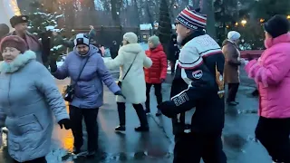 ДОРОГАЯ, СКАЗАТЬ ВАМ ПОЗВОЛЬТЕ! ТАНЦЫ В ПАРКЕ ГОРЬКОГО ХАРЬКОВ СЧАСТЛИВЫЕ ДНИ