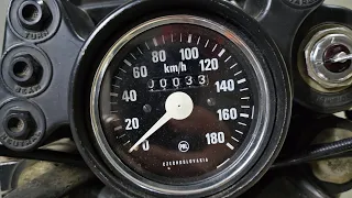 КАПСУЛА ВРЕМЕНИ: Чергова знахідка  мотоцикл Чезет-350 CZ-472.5 1982 року з пробігом всього 33 км.