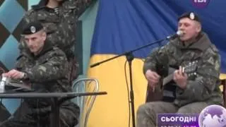 Українські вояки у Керчі влаштували патріотичний