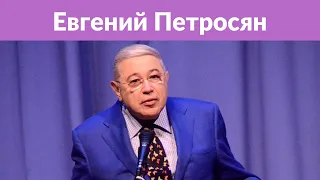 Евгений Петросян проводит отпуск в Испании с молодой помощницей