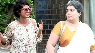 Aamir Khan's FIRST Wife Reena Dutta & Current Wife Kiran Rao Vote At Same Polling Booth In Mumbai