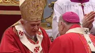 Archbishop Thomas G. Wenski of Miami receives the pallium from Pope Benedict XVI