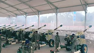 Indigenous 105mm Light Field Guns giving traditional 21 Gun Salute on 77th #IndependenceDay