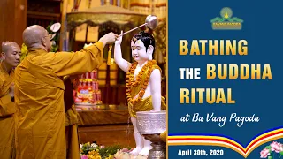 The ritual of bathing the Buddha - An impressive ritual on Vesak Day 2020