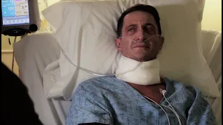 911 5x02.  "Desperate Time" Sasha Roiz. Det Lou Ransone