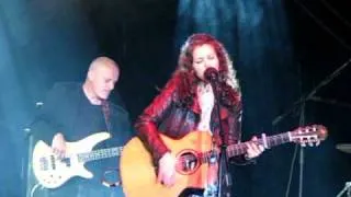 Katie Melua - Crawlin up a hill  (Live in Batumi 2009)