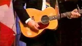 Tommy Emmanuel - Waltzing Mathilda -  part 3 of 3