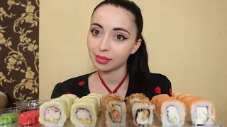 ТРУД БАБУШКИ ОБЕСЦЕНИЛСЯ 😕/ Суши 🍣 Роллы Mukbang Ayka Emilly