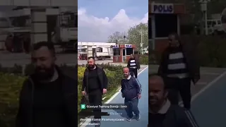 tramvay cücesi parkta yürüyüş yapio 🗿