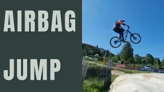 Hitting an Airbag for the First Time on my Mountainbike | MTB Jump