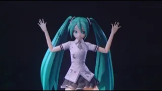 Rolling Girl - ローリンガール┃Magical Mirai 2019┃Wowaka feat. Hatsune Miku┃«English Subs Español»