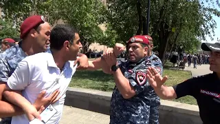 В Ереване задержали более ста активистов