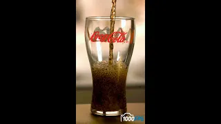 Coca-Cola в стакан SlowMo #shorts