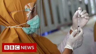 Rich countries 'hoarding Covid vaccines' - BBC News