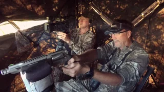 Hunting With Smith Wesson Performance Center 460 XVR