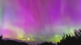 Rare aurora borealis lights up Maine skies