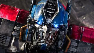 Optimus Prime vs. Unicron | Pelea final | Transformers El Despertar De Las Bestias | Clip en Español