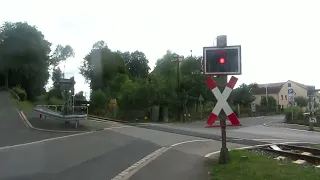 Der Bahnübergang in Ebern nochmal mit den Altem Rassel klingel wecker👍