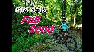 Kim sends her new Trek Roscoe 7 in Bentonville | Women's Mountain Biking