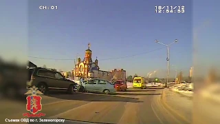 Пьяный водитель устроил аварию
