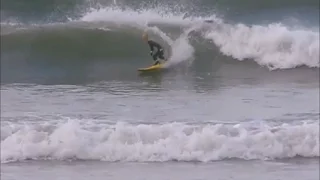 Surfing Muizenberg Corner - Bro rcSurfer