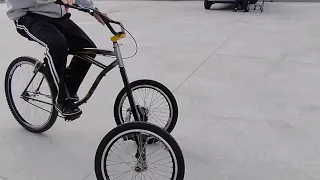 triciclo invertido by Luiz