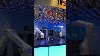 Robot bartender. #lasvegas #trending #endofdays #awesome