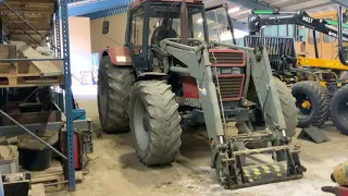 Köp Traktor Case IH 1056 AXL med lastare på Klaravik