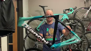 2021-2022 Bianchi Oltre XR4 unboxing