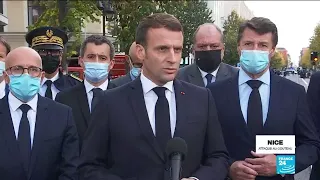 REPLAY - À Nice, Emmanuel Macron dénonce "une attaque terroriste islamiste"