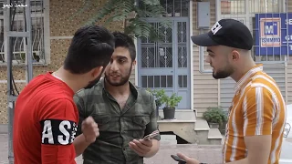 الصديق الحقيقي تجده في ضهرك عند الحاجه || شوفو كيف فرح صديقو