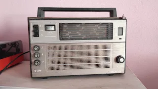 Restore vintage radio Selena from '80