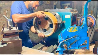 Amazing process of manufacturing sylage machine ￼ four belt pulley on lathe machine..￼ ￼￼