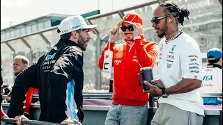 Lewis Hamilton chilling with Charles Leclerc & Carlos Sainz | Driver’s Parade BTS #AusGP