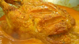 Cooking Chicken Punjabi Curry Recipe - Chicken Tikka Masala Curry Eating with Fried egg, fresh Chili