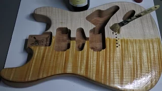 Warmoth stratocaster - Flame maple on mahogany - How to self oil finish