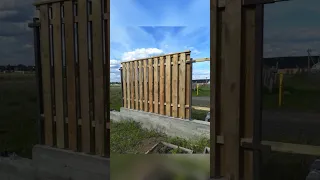 Забор из дерева как сделать 🧤