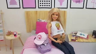 Morning routine Barbie doll version - Breakfast, school and more!