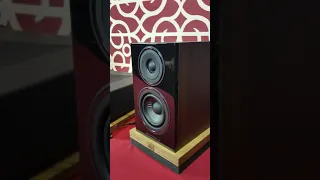 Bass Response - Wharfedale Diamond 12.0 Bookshelf Speaker