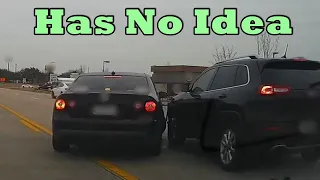 Near Miss Car Accidents #6 | Driver Who Has No Idea What He Is Doing