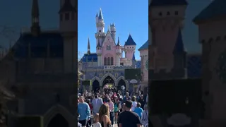 Miracles Happening In Disneyland!?😄❤️ #shorts #disney #prayer #God #Jesus