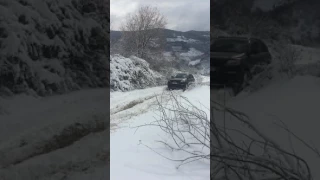 audi Q7 quattro in deep snow. offroad test