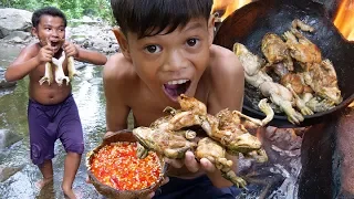 Survival in the rainforest - Catch frogs and cooking eating delicious